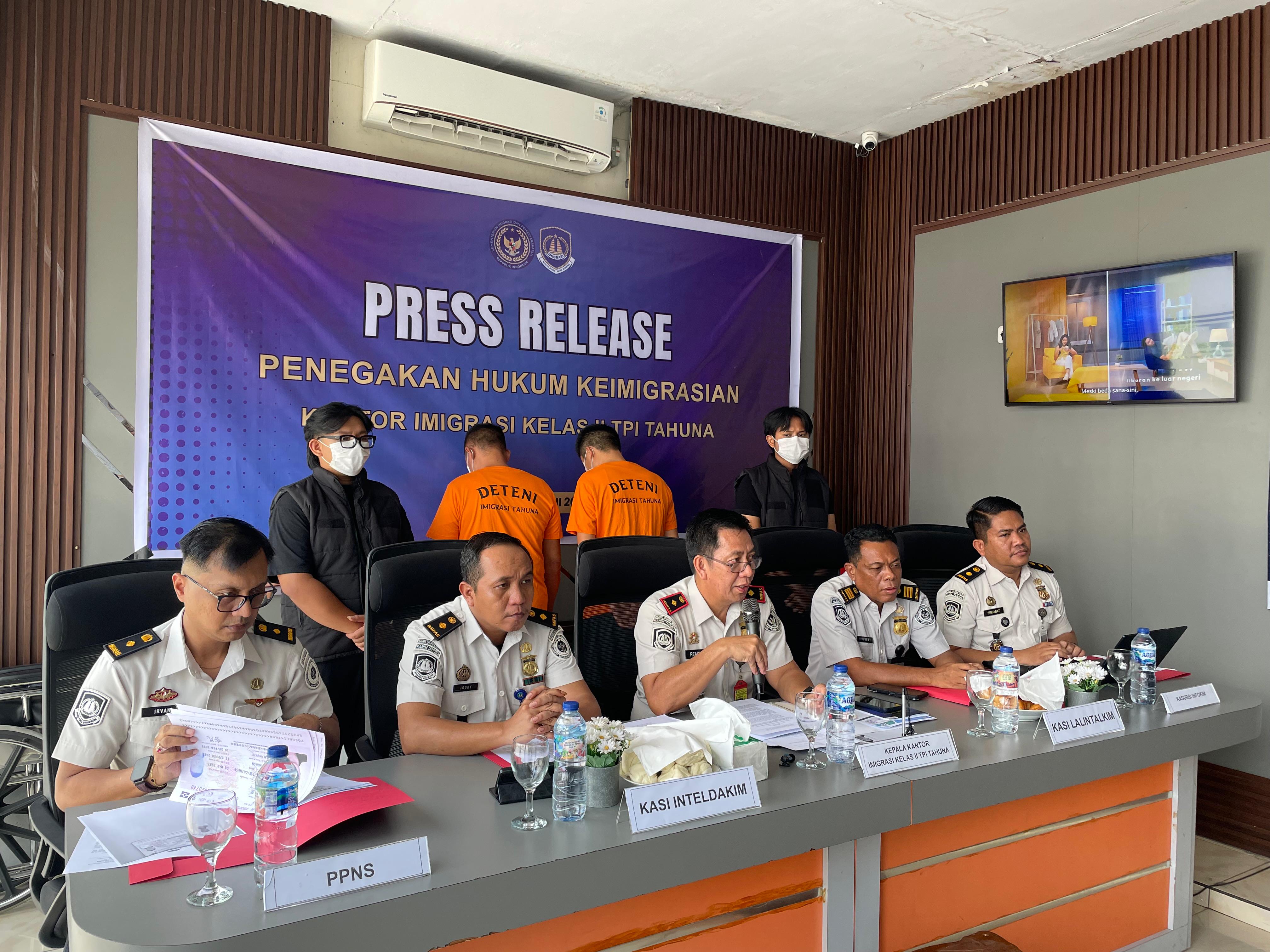 Tindak Lanjut Terhadap Dua WN China di Kantor Imigrasi Tahuna
