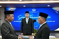 2306 3